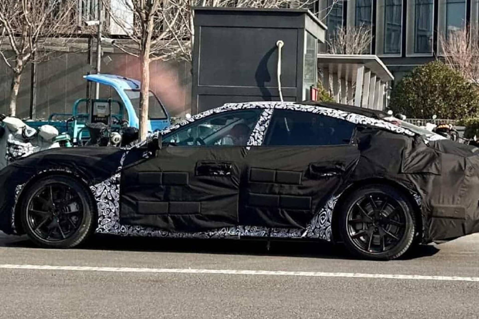 تصویر اولین خودرو برقی شیائومی برای رقابت با تسلا مدل 3 منتشر شد