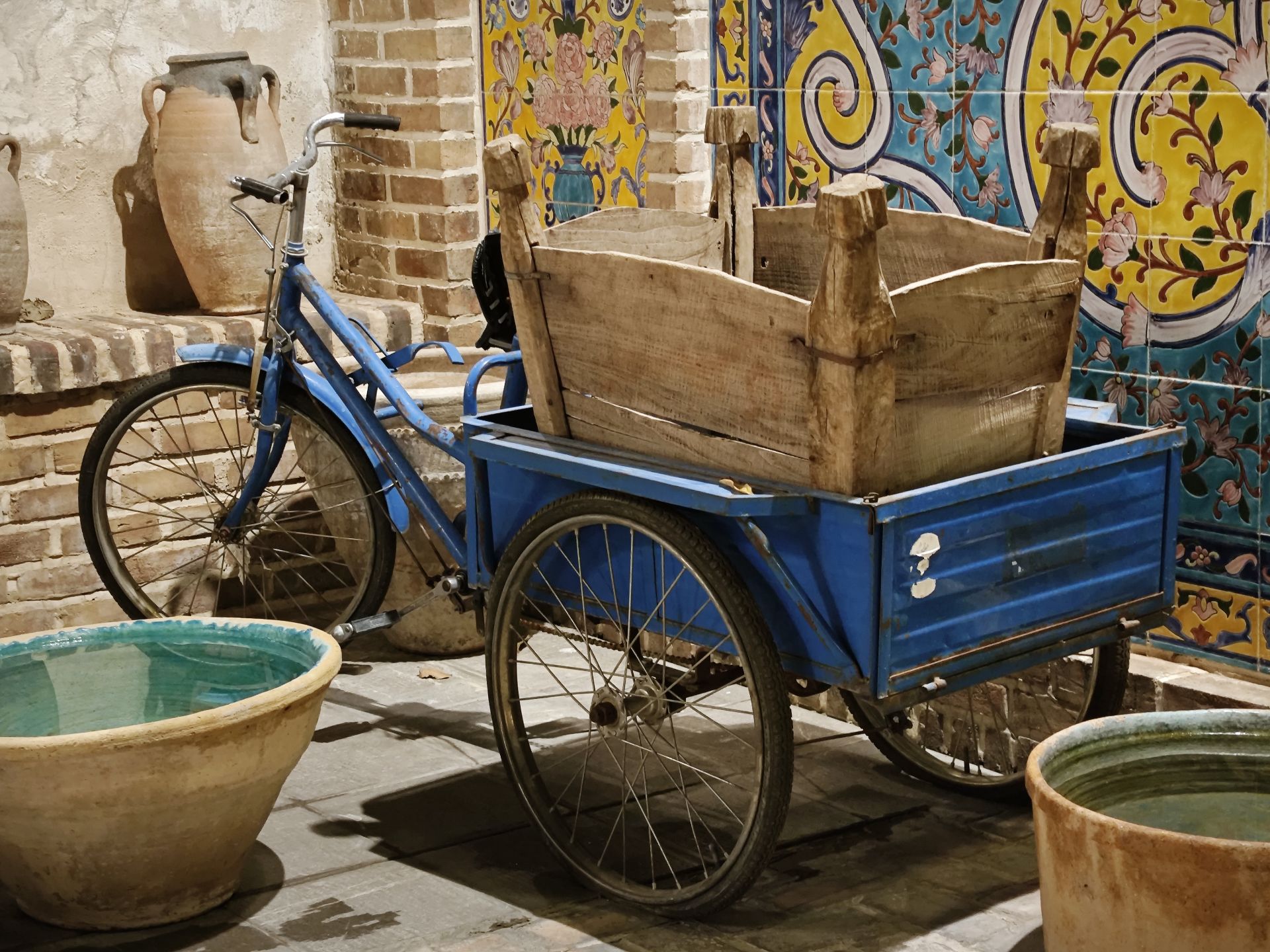 نمونه عکس میکس فولد ۳ شیائومی در نور کم عکس پانزدهم