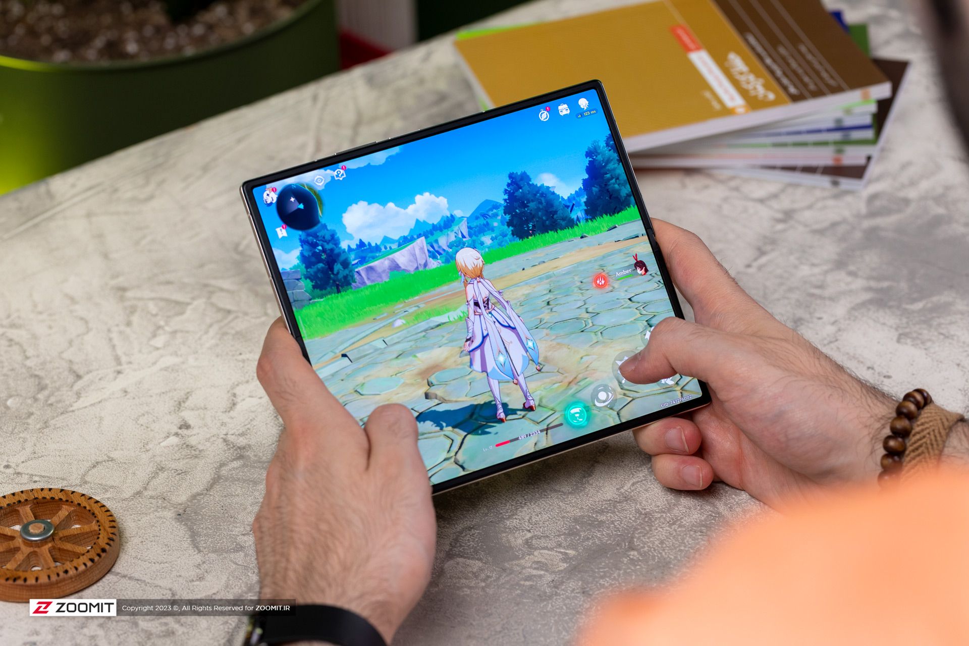 اجرای بازی با میکس فولد ۳ شیائومی