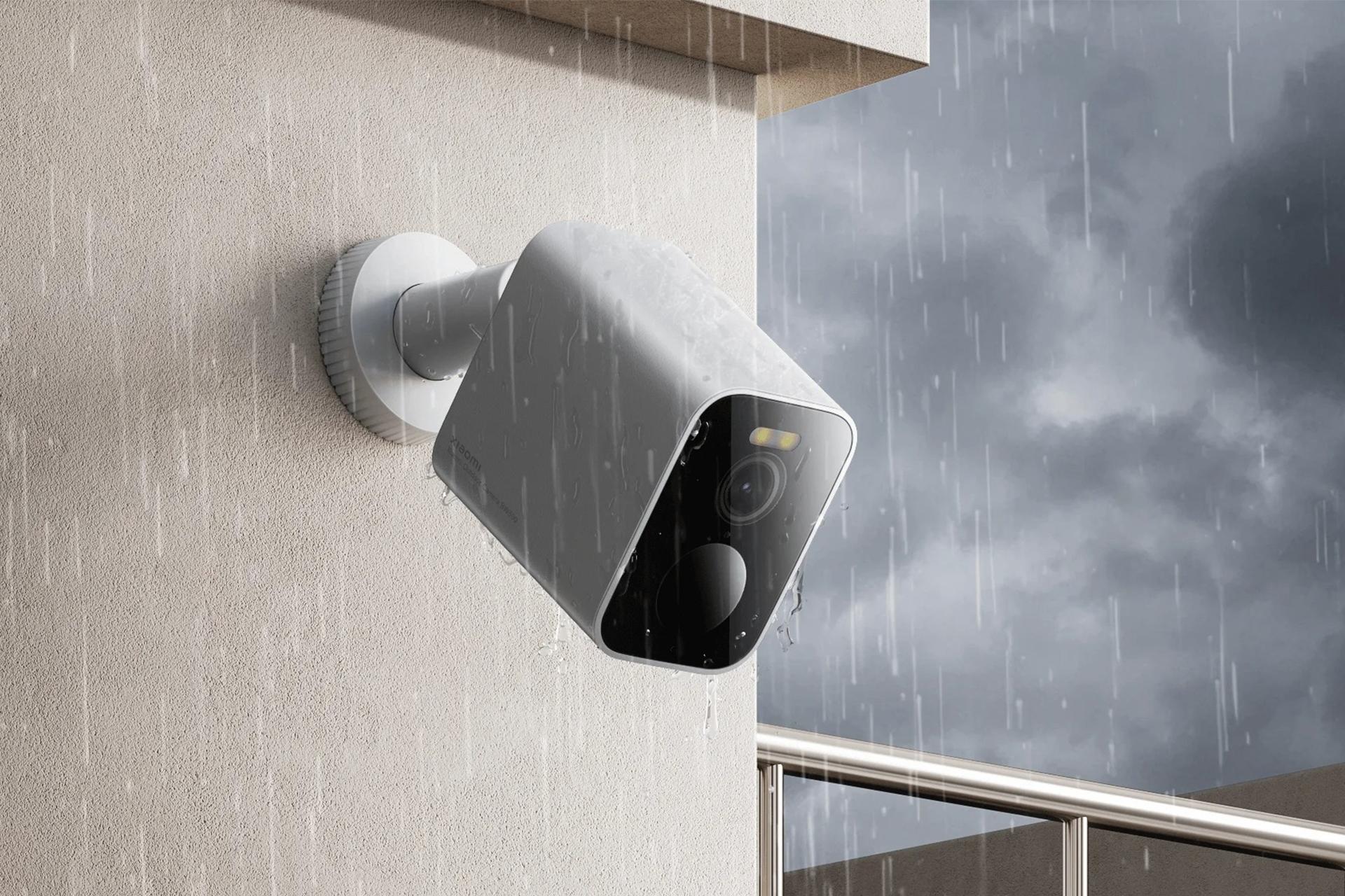 دوربین امنیتی شیائومی BW300 روی دیوار