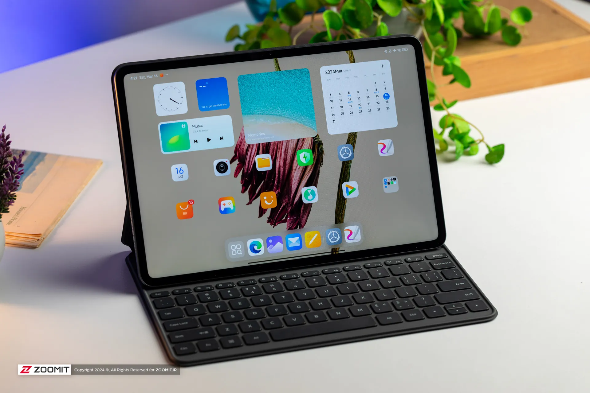 Xiaomi Pad 6s Pro tablet keyboard and pen