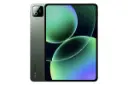 نمای کلی تبلت پد 8 شیائومی / Xiaomi Pad 8 با نمایشگر روشن و نمایش دوربین و لوگوی پنل پشت رنگ سبز
