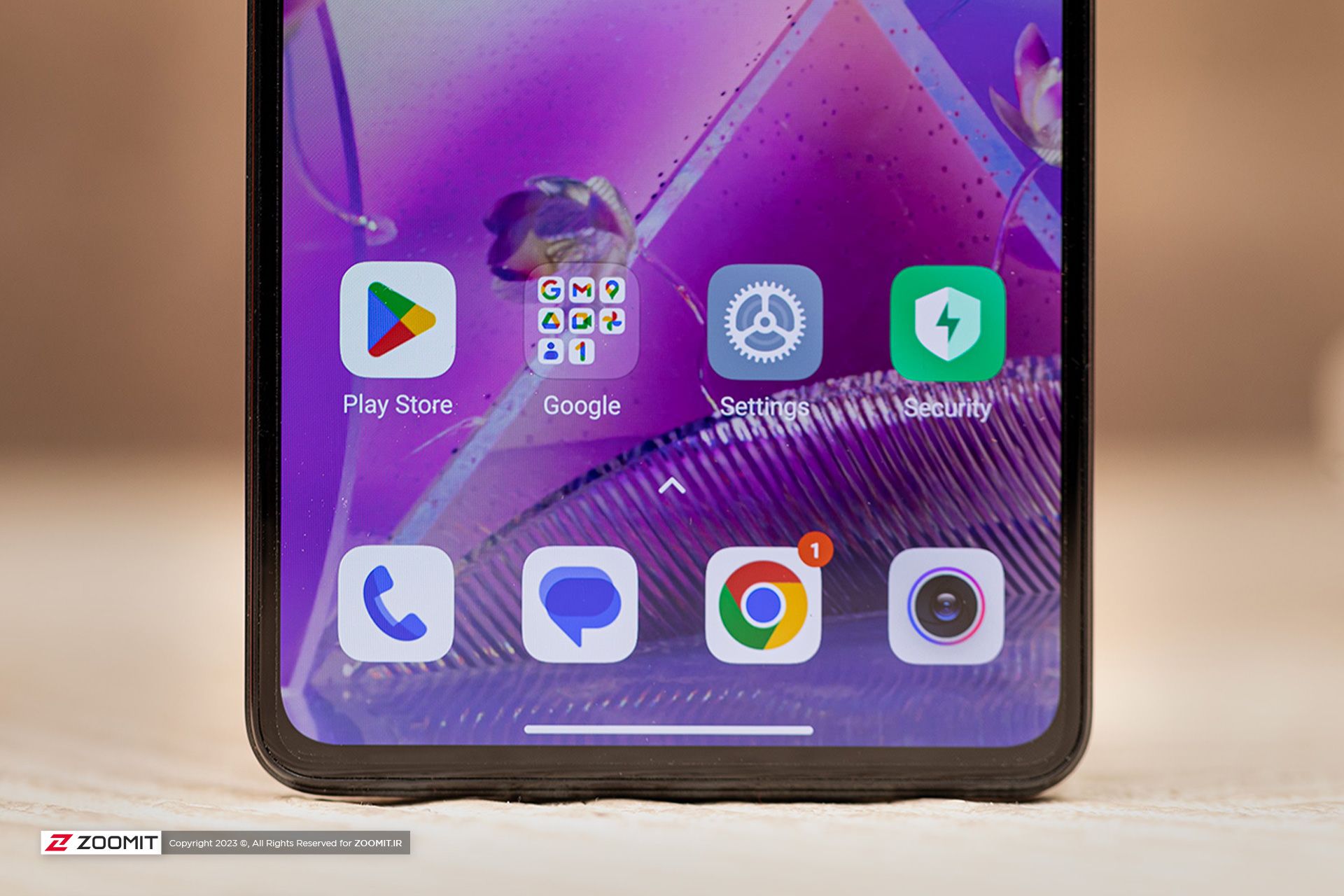 حاشیه پایین نمایشگر ردمی نوت ۱۲ پرو 5G شیائومی