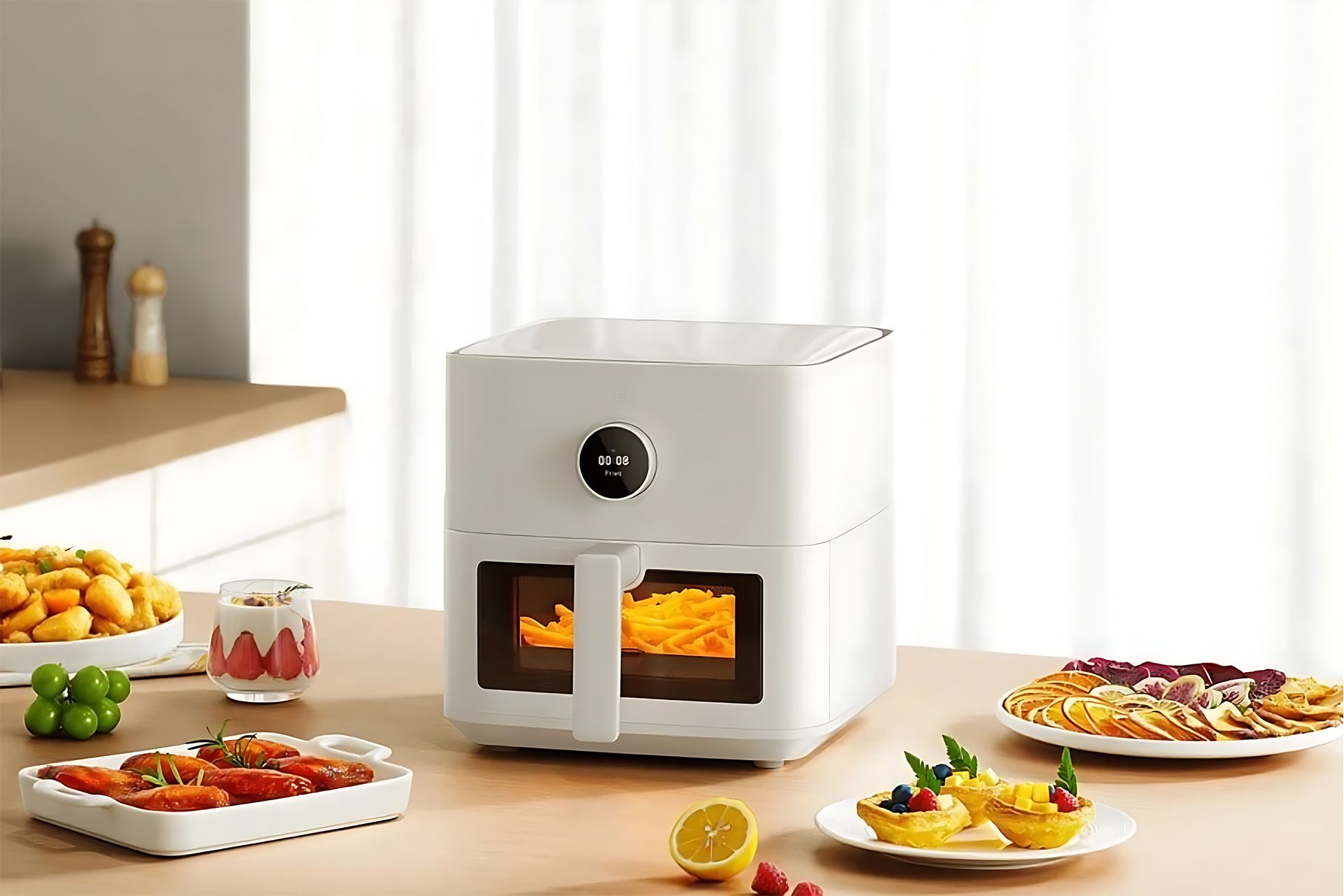 سرخ کن ۵.۵ لیتری جدید شیائومی روی میز 