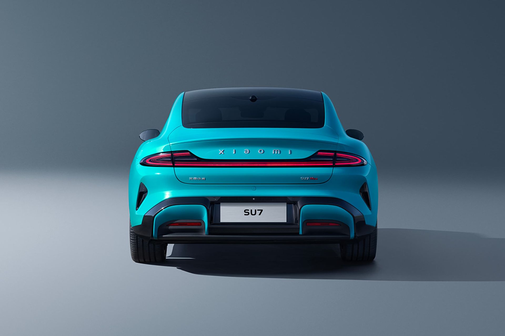 نمای پشت خودرو شیائومی Xiaomi SU7 مدل آبی