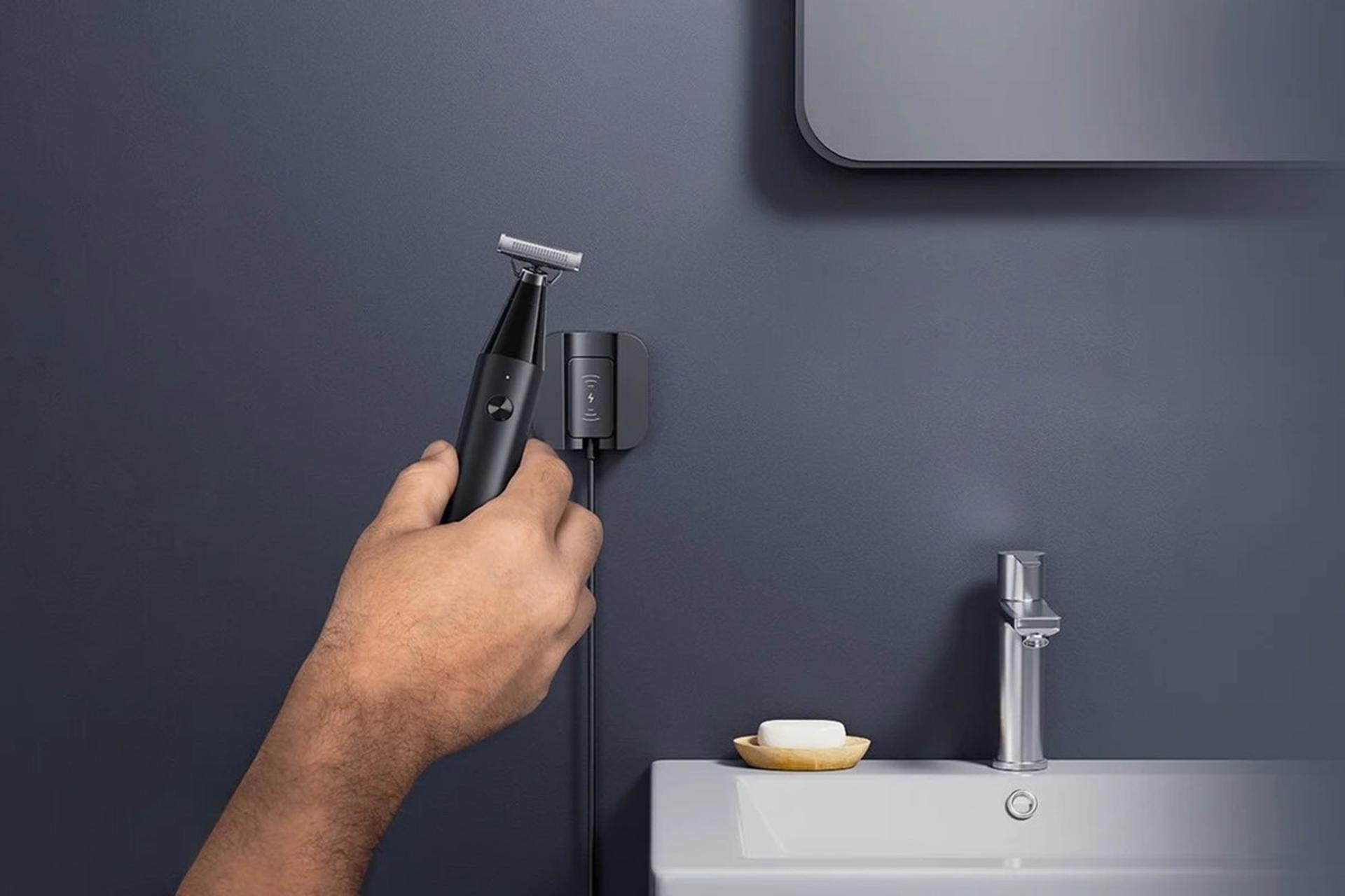 ماشین اصلاح شیائومی Xiaomi UniBlade Trimmer نمای شارژر دیواری