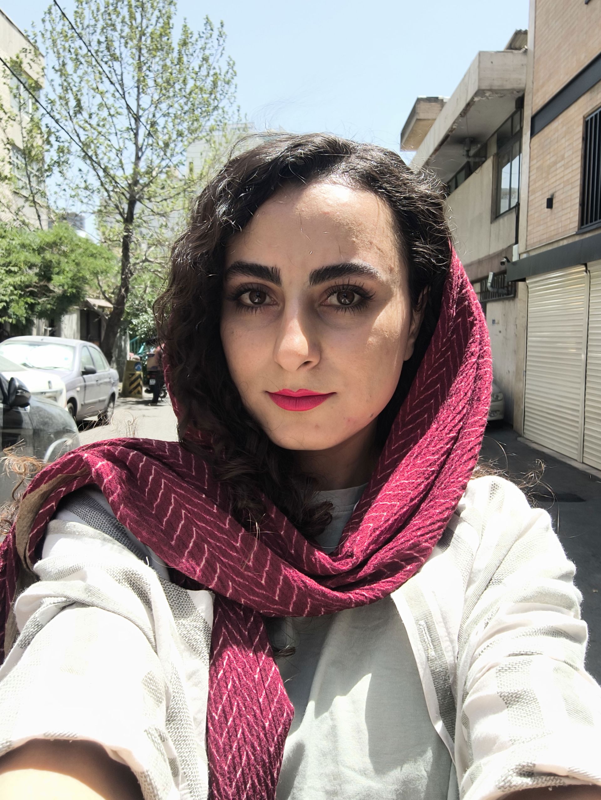 کوثر نیکومنش-نویسنده زومیت