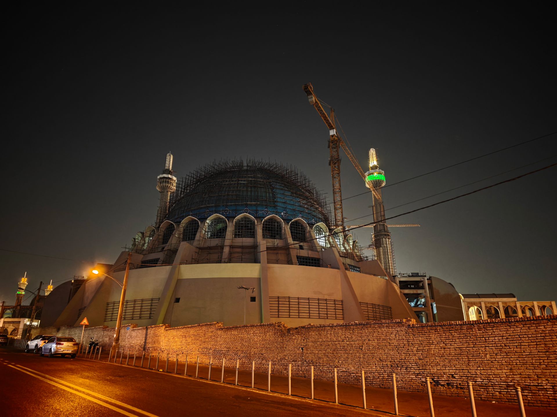 مسجد ناتمام