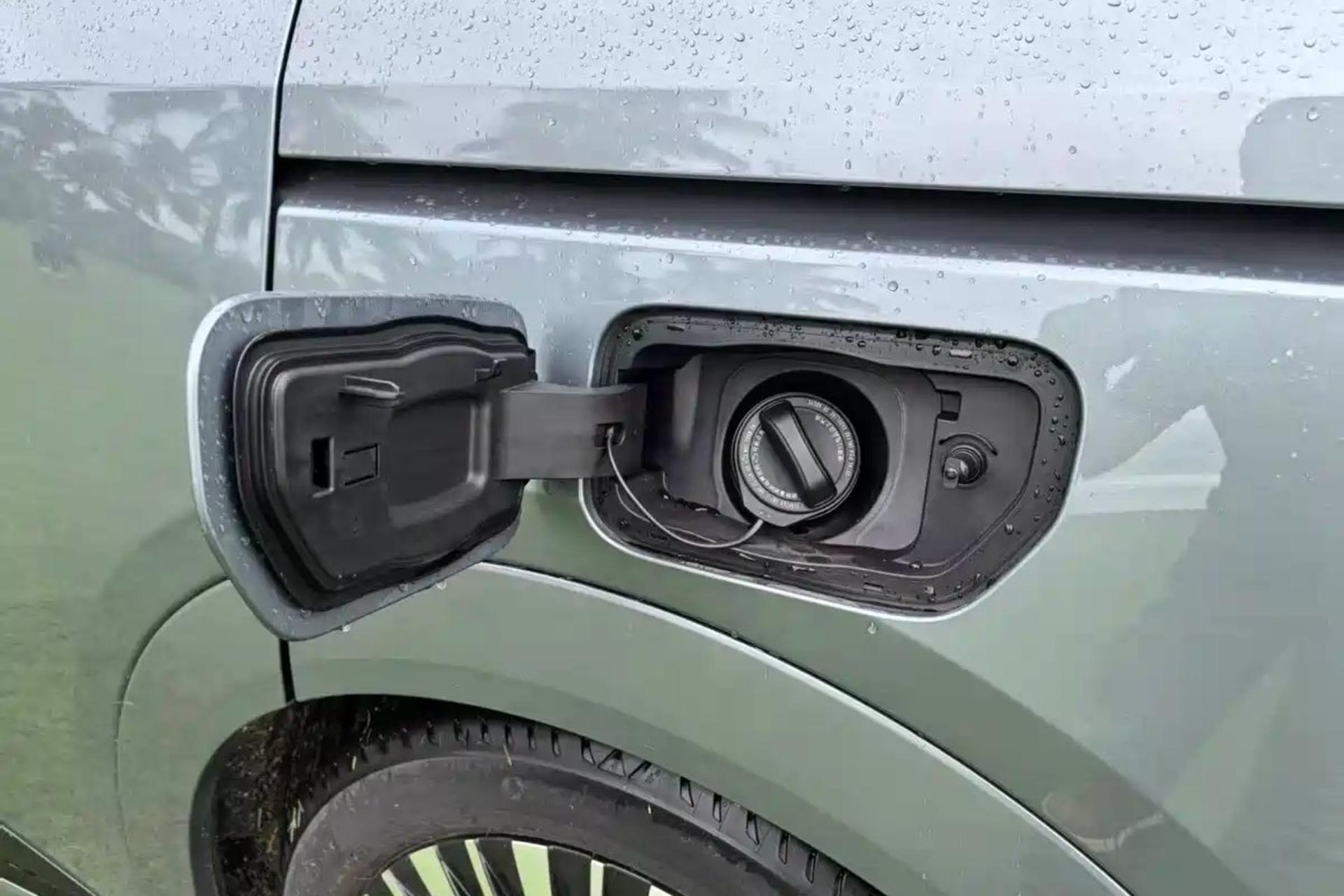اکس پنگ X9 EREV