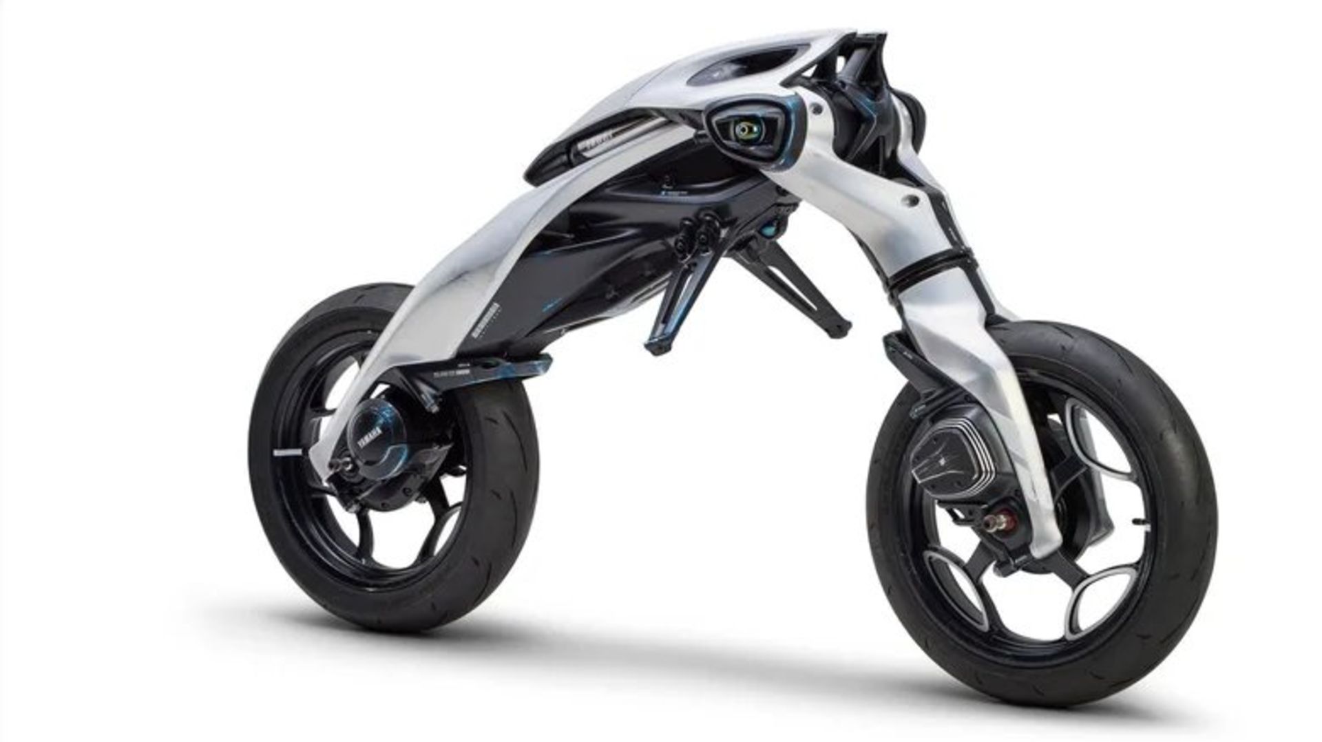 موتورسیکلت یاماها MOTOROiD:Λ