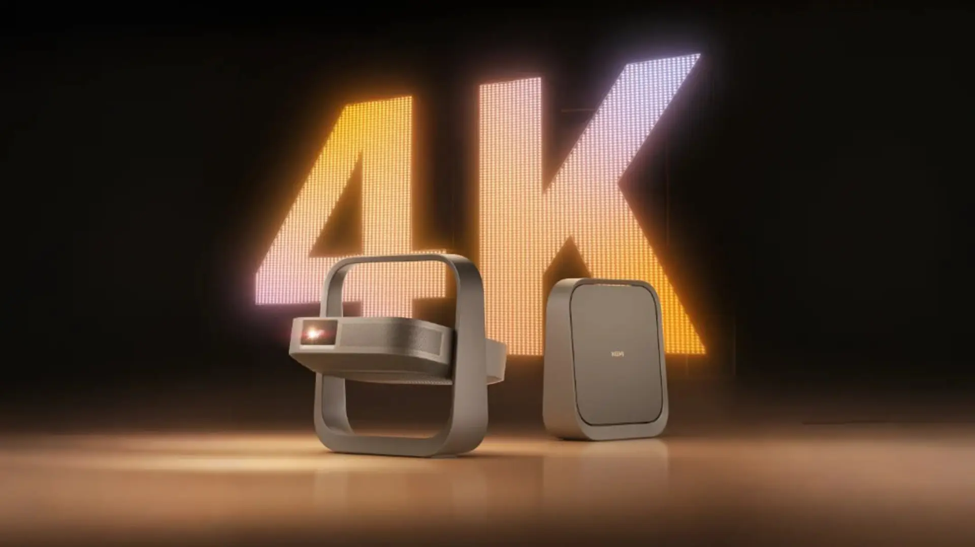 پروژکتور Z9X با طراحی مدرن و نورپردازی لیزر RGB در مقابل نماد 4K