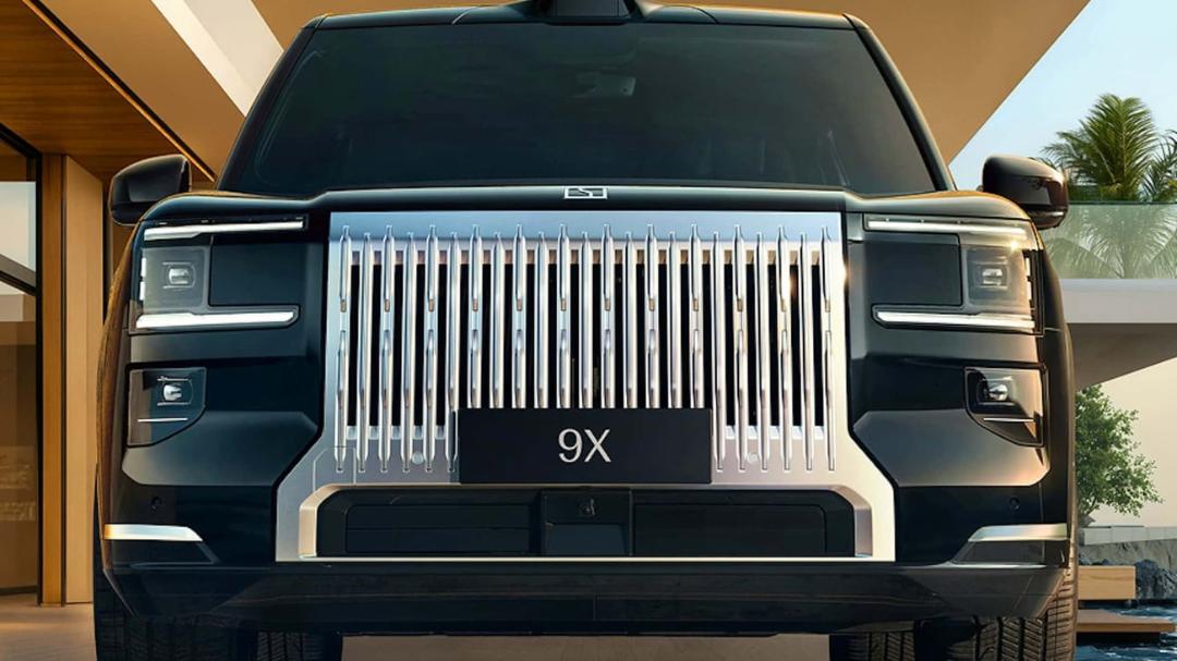 نمای جلو خودرو زیکر 9X