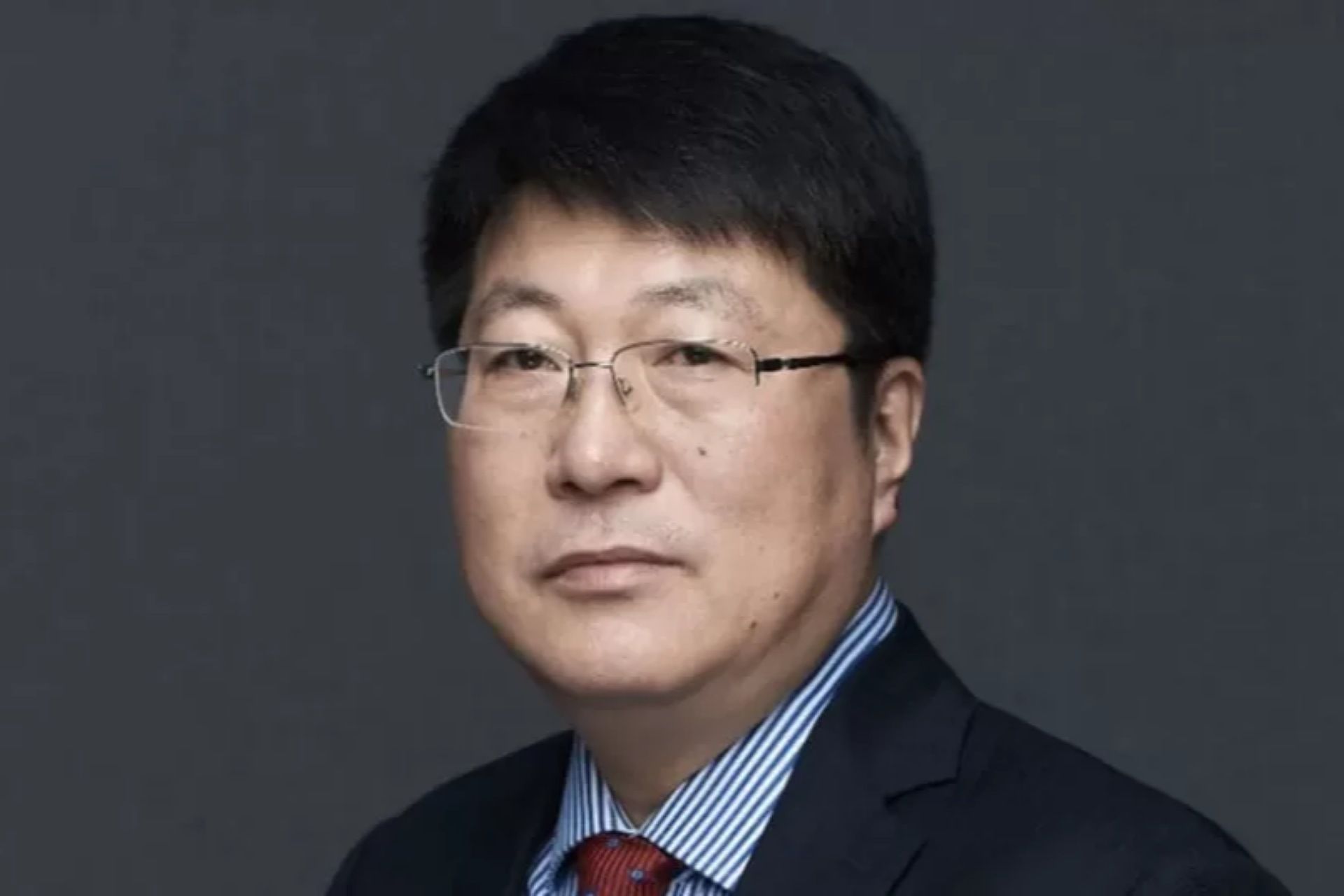 ژائو ویگو مدیرعامل سابق Tsinghua Unigroup