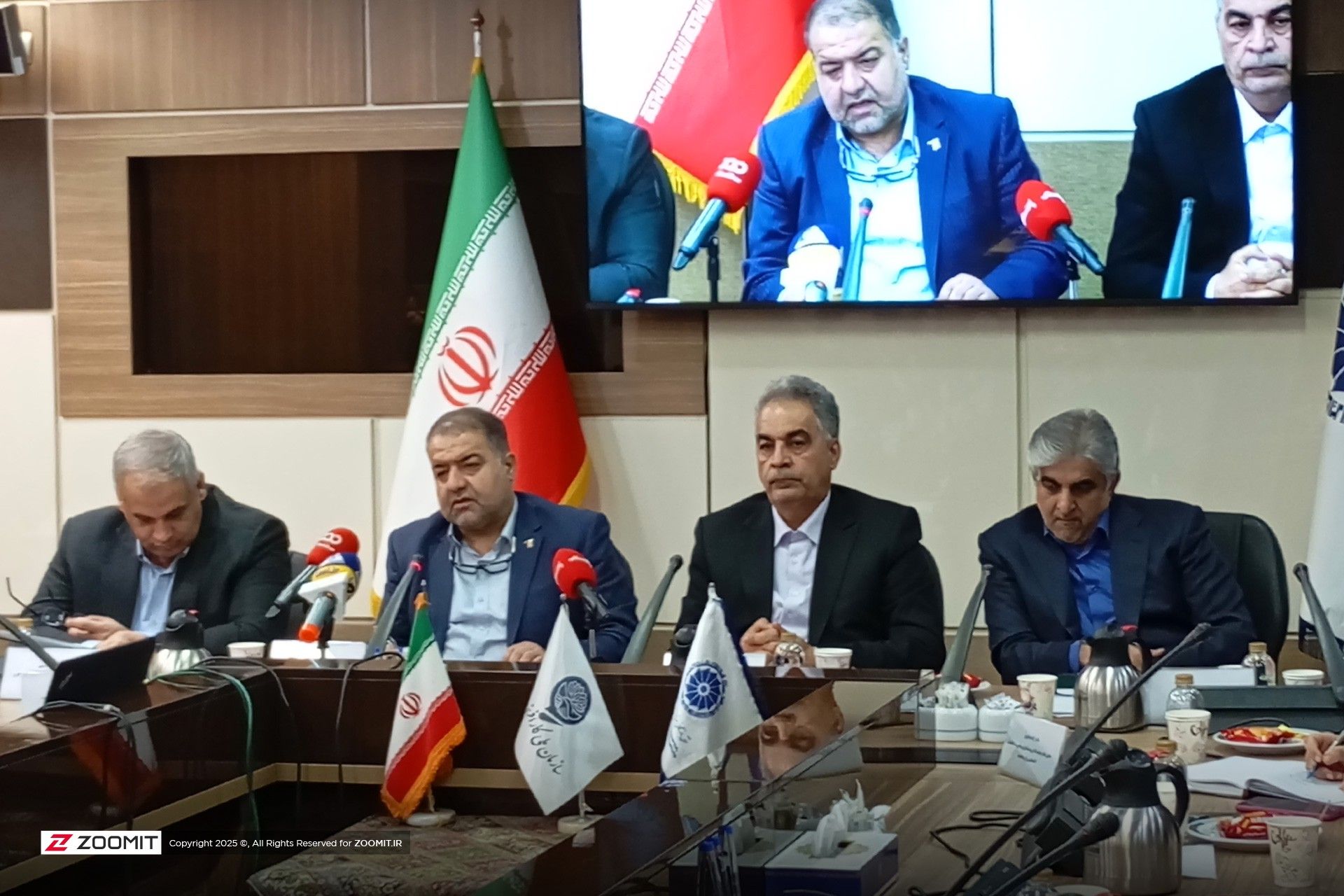 سخنران در نشست کارآفرینی در مدار حکمرانی