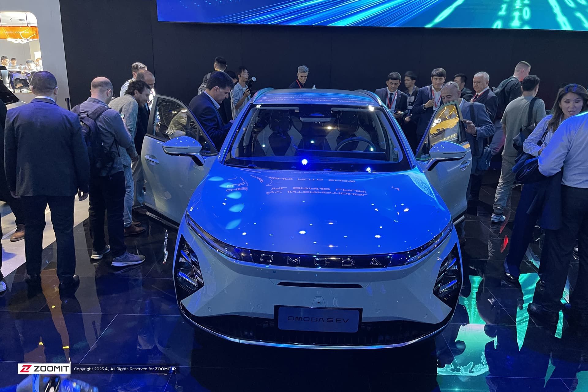 خودرو اکسید نمای جلو کنفرانس چری در نمایشگاه خودرو شانگهای ۲۰۲۳