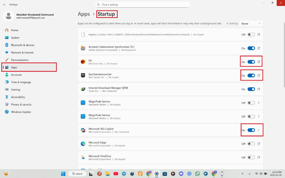 منوی Apps در بخش Startup در ویندوز 11 که به کاربر امکان غیر فعال کردن اجرای خودکار برنامه ها در هنگام اجرای ویندوز را می‌دهد و کاربر با غیر فعال کردن برخی برنامه ها به بهبود سرعت بالا آمدن ویندوز کمک می‌کند.